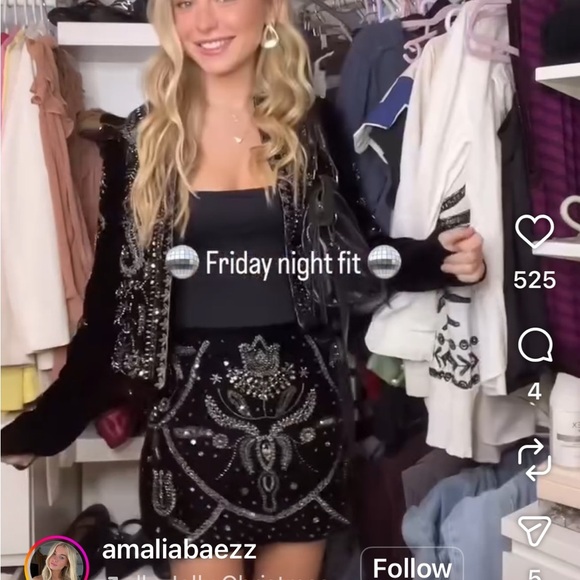 NWT ZARA SEQUIN SKIRT SIZE S and M
🚨 FINAL PRICE NO OFFER ACCEPT - Picture 15 of 16